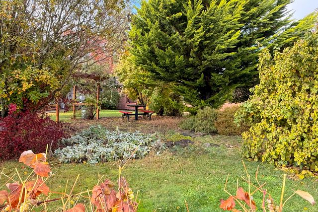 571 NW Wade Street NW, Estacada, OR 97023