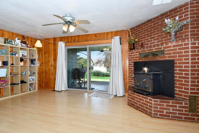 571 NW Wade Street NW, Estacada, OR 97023