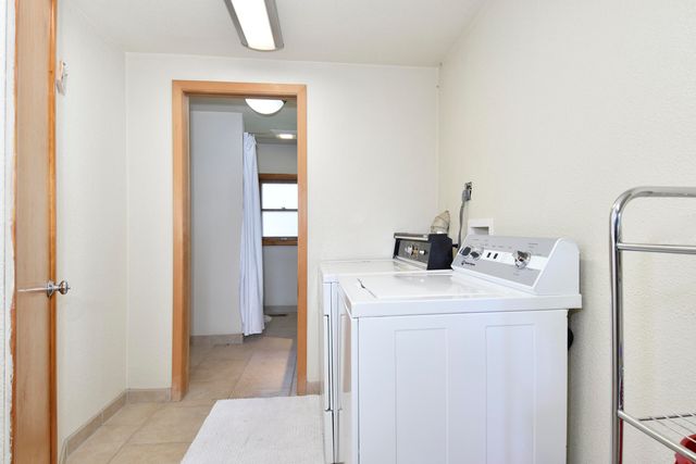 571 NW Wade Street NW, Estacada, OR 97023