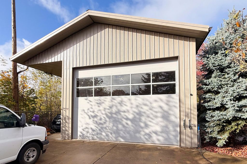 571 NW Wade Street NW, Estacada, OR 97023