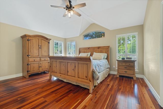 327 Lakeside Drive, Shady Shores, TX 76208