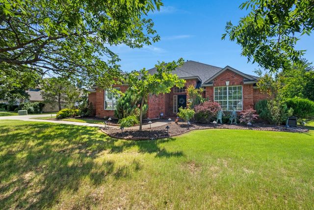 327 Lakeside Drive, Shady Shores, TX 76208