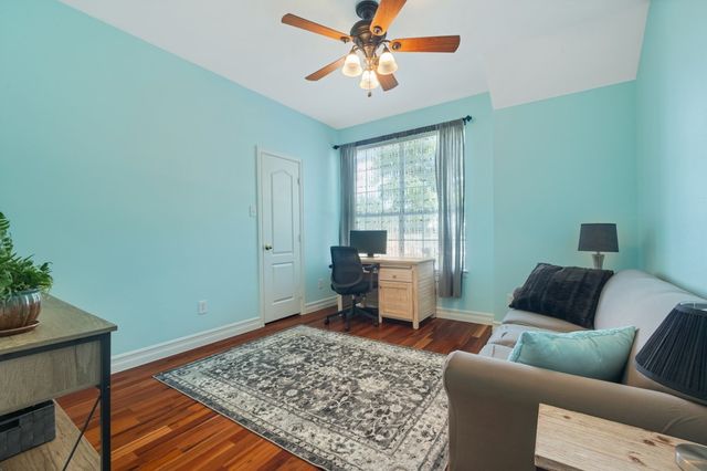 327 Lakeside Drive, Shady Shores, TX 76208