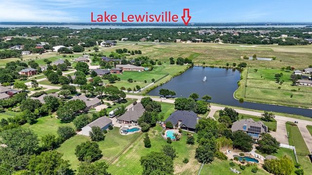 327 Lakeside Drive, Shady Shores, TX 76208