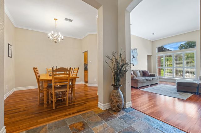 327 Lakeside Drive, Shady Shores, TX 76208