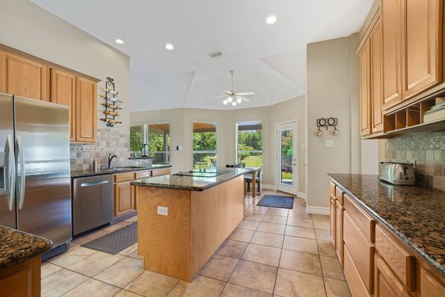 327 Lakeside Drive, Shady Shores, TX 76208