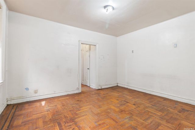 37-20 81st Street 1F, Jackson Heights, NY 11372