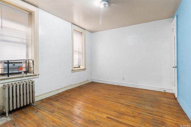 37-20 81st Street 1F, Jackson Heights, NY 11372