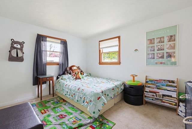 39 Marion St, Holbrook, MA 02343