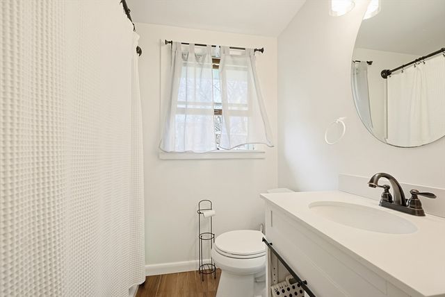 39 Marion St, Holbrook, MA 02343