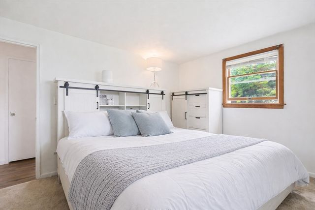 39 Marion St, Holbrook, MA 02343