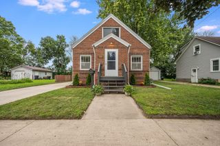 811 South Avenue, North Mankato, MN 56003