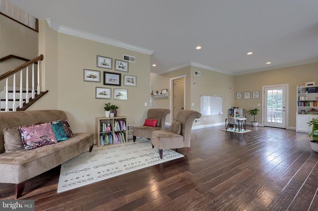 336 ROYAL HUNT WAY, Lititz, PA 17543
