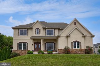 336 ROYAL HUNT WAY, Lititz, PA 17543