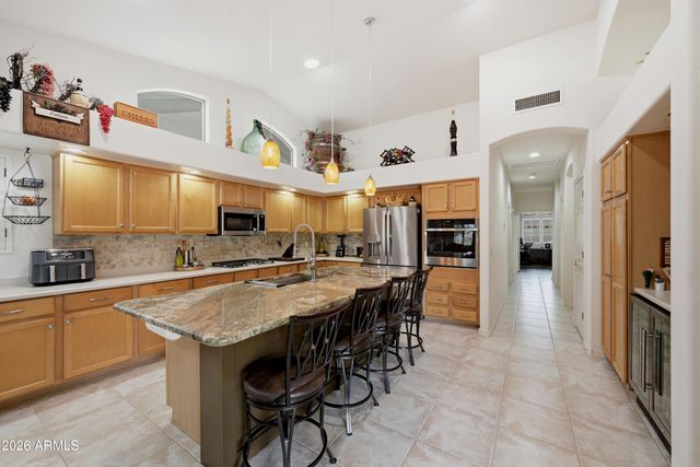 1382 W INDIGO Drive, Chandler, AZ 85248