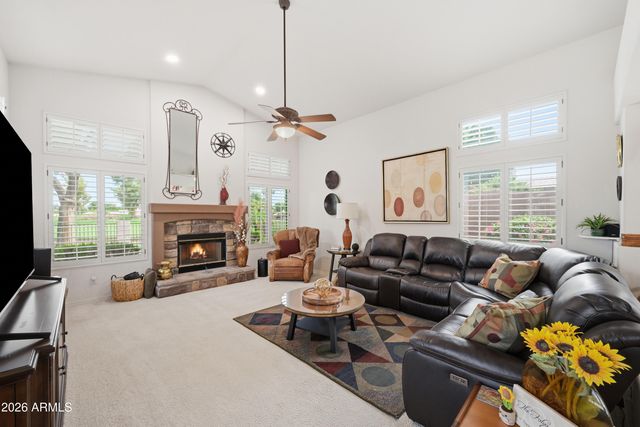 1382 W INDIGO Drive, Chandler, AZ 85248