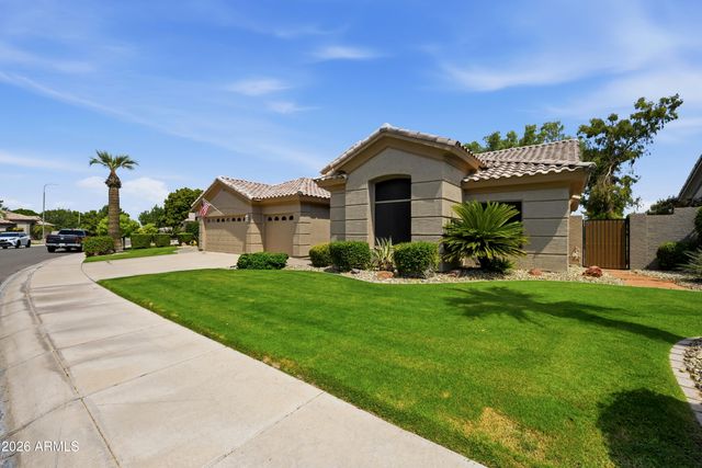 1382 W INDIGO Drive, Chandler, AZ 85248