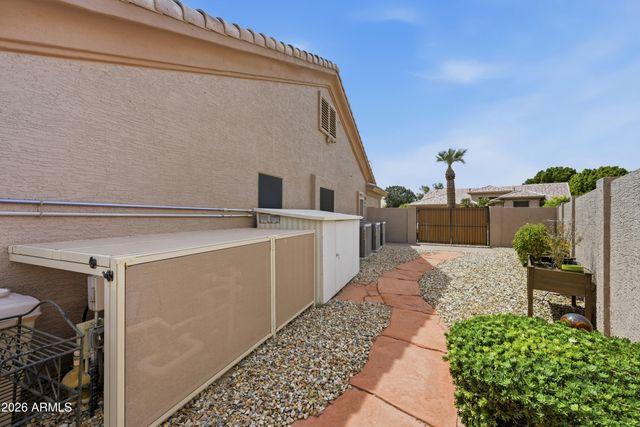 1382 W INDIGO Drive, Chandler, AZ 85248