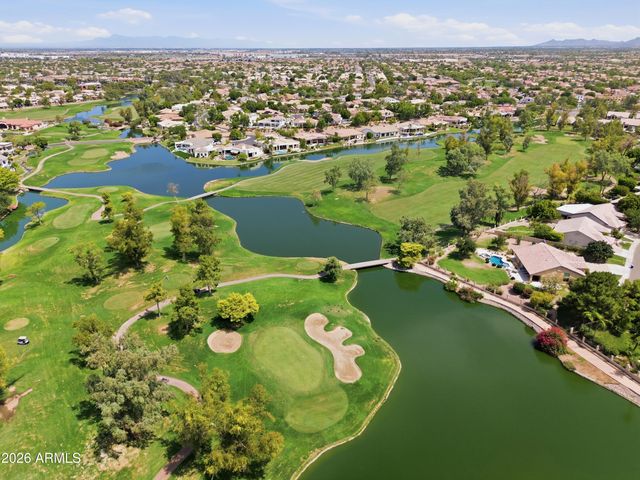 1382 W INDIGO Drive, Chandler, AZ 85248