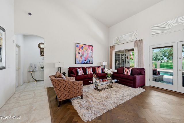 1382 W INDIGO Drive, Chandler, AZ 85248