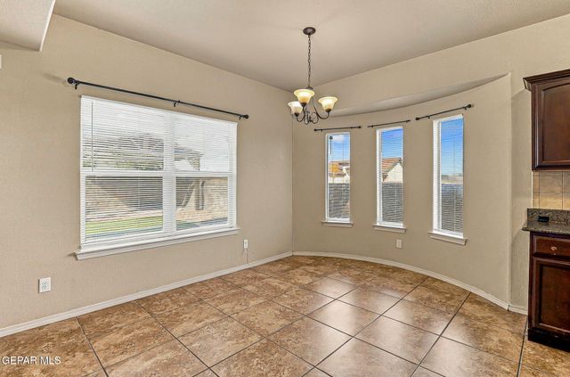 14231 N POINT Avenue, El Paso, TX 79938