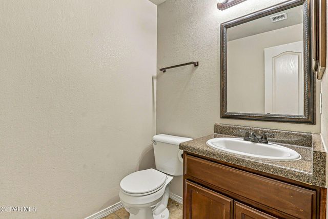 14231 N POINT Avenue, El Paso, TX 79938