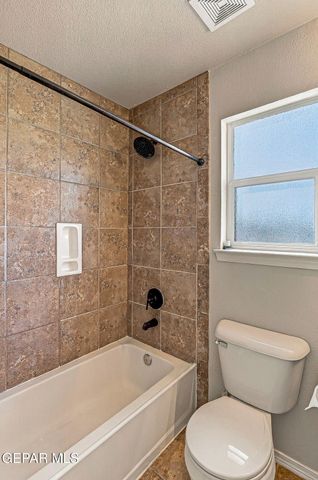 14231 N POINT Avenue, El Paso, TX 79938