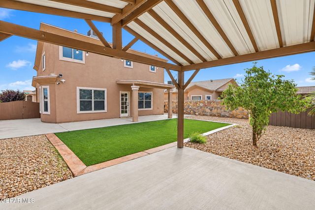 14231 N POINT Avenue, El Paso, TX 79938