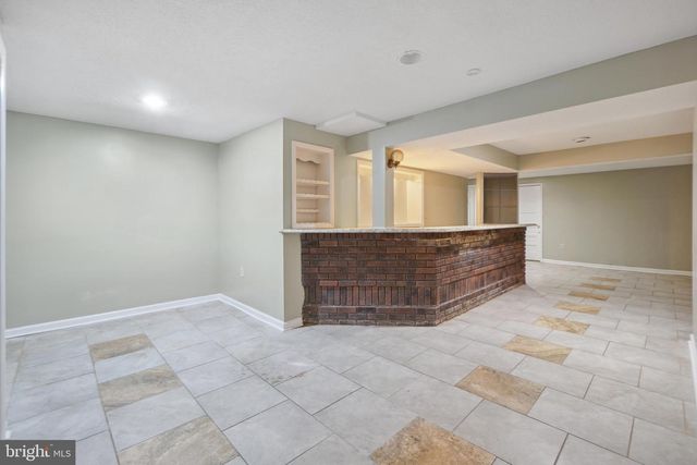 9063 CONGRESS PL, Landover, MD 20785