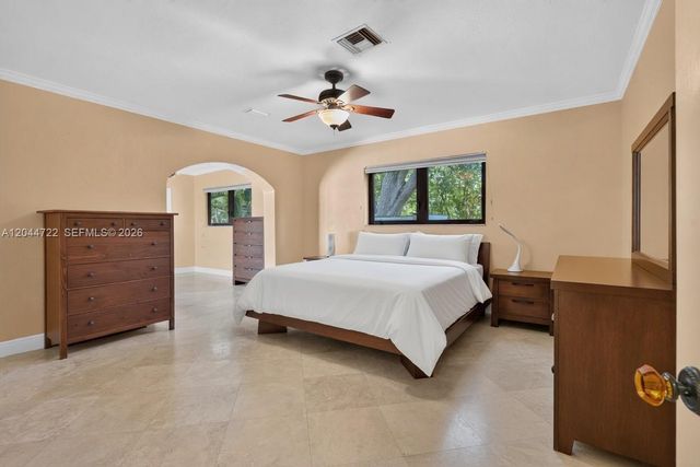 6255 SW 120th St, Pinecrest, FL 33156