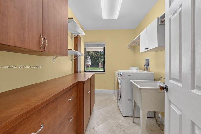 6255 SW 120th St, Pinecrest, FL 33156