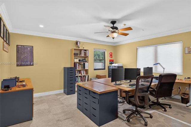 6255 SW 120th St, Pinecrest, FL 33156
