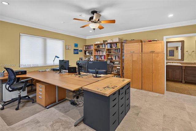 6255 SW 120th St, Pinecrest, FL 33156