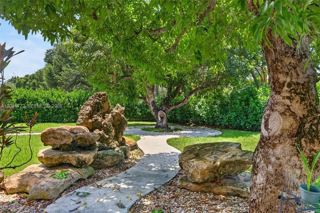 6255 SW 120th St, Pinecrest, FL 33156
