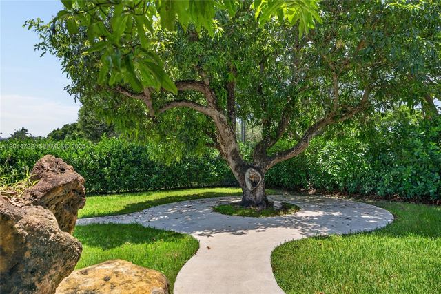 6255 SW 120th St, Pinecrest, FL 33156