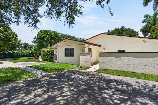 6255 SW 120th St, Pinecrest, FL 33156