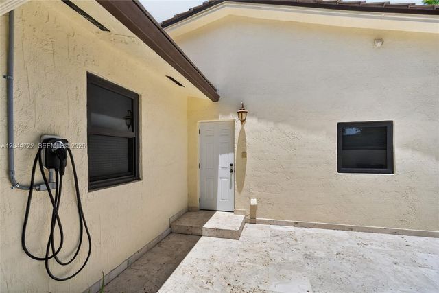 6255 SW 120th St, Pinecrest, FL 33156