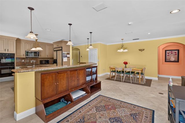 6255 SW 120th St, Pinecrest, FL 33156
