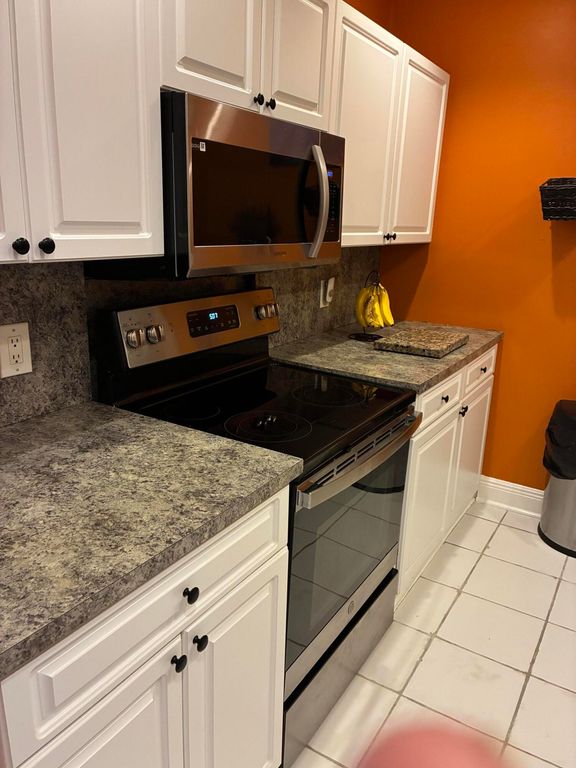 1894 Palmland Drive 3, Boynton Beach, FL 33436
