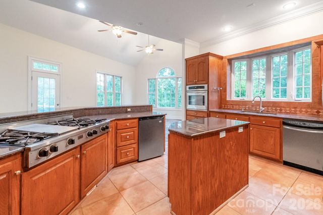 3248 The Knoll Lane, Lancaster, SC 29720