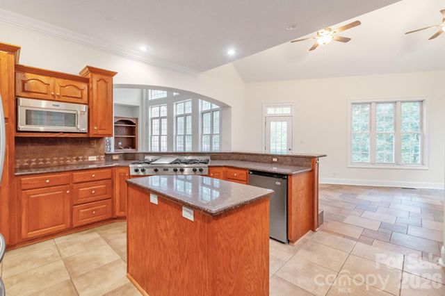 3248 The Knoll Lane, Lancaster, SC 29720