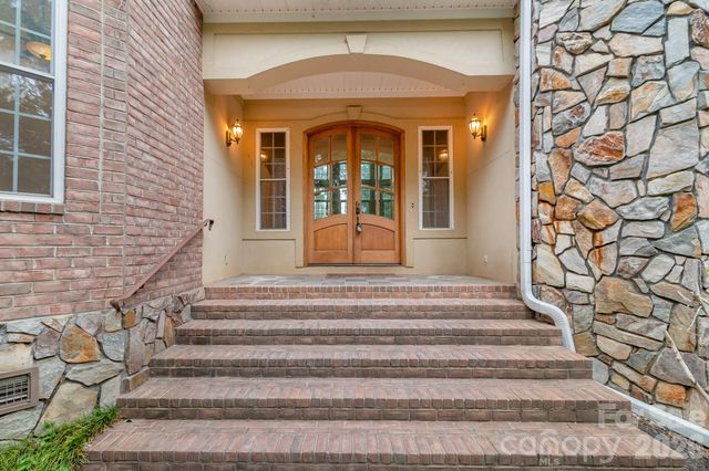 3248 The Knoll Lane, Lancaster, SC 29720