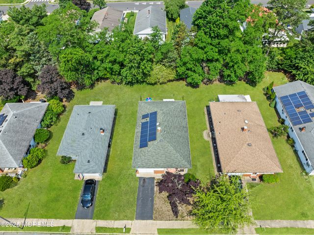 120 Bimini Drive, Toms River, NJ 08757