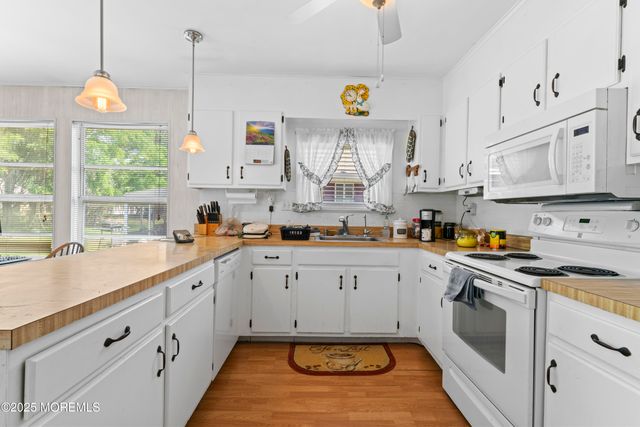 120 Bimini Drive, Toms River, NJ 08757