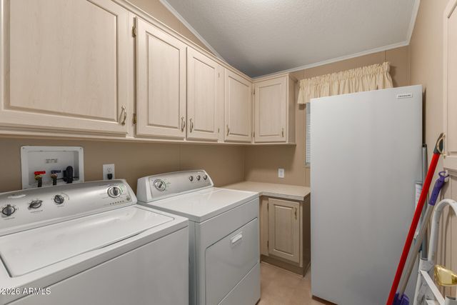 215 N Power Road 454, Mesa, AZ 85205