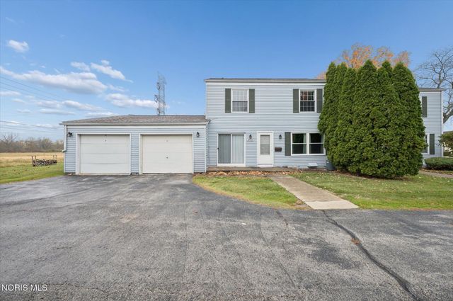 3716 Lakepointe Drive, Northwood, OH 43619