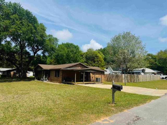 4400 Mundy Ln, Pace, FL 32571