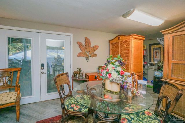 4349 Lindsey Ln, Pace, FL 32571