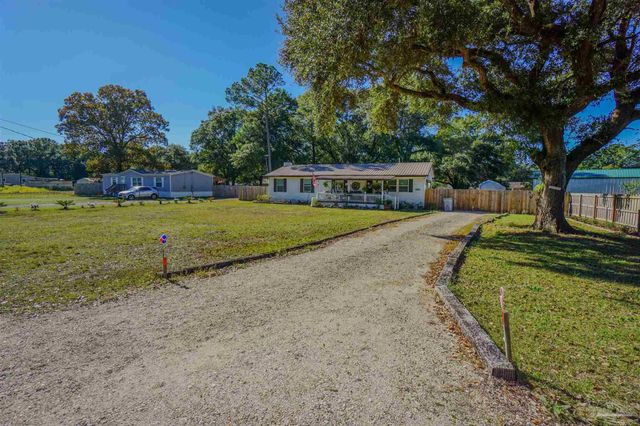 4349 Lindsey Ln, Pace, FL 32571