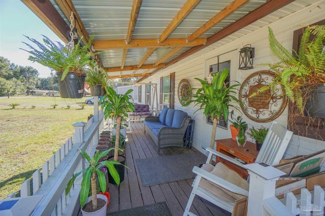 4349 Lindsey Ln, Pace, FL 32571